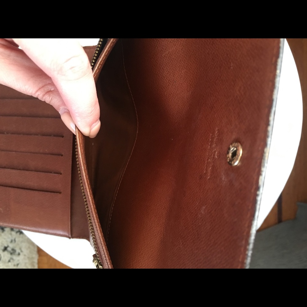 Authentic Vintage Monogram Louis Vuitton Wallet VGUC Cards Passport Change - Picture 5 of 8